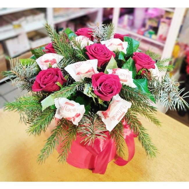 Нюша с конфетами