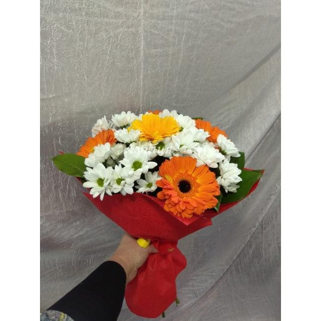 Сборный букет &laquo;Золотистый блеск&raquo;