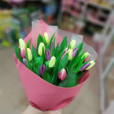 Букет из 29 тюльпанов