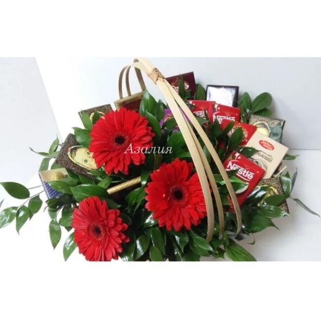 Композиция &laquo;Моей сластене&raquo;