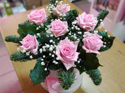 Композиция «Снежные розы»