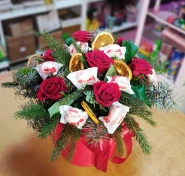 Композиция &laquo;Нюша с подарками&raquo; 0