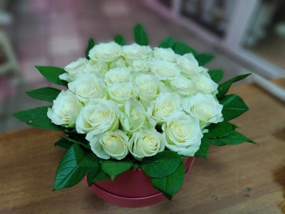 Букет из 35 белых роз
