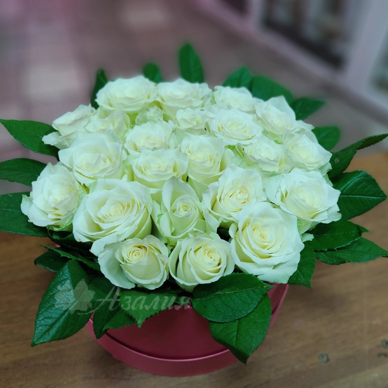 Букет из 35 белых роз