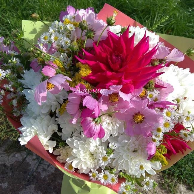 Сборный букет &laquo;Летний сезон&raquo;