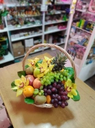 Корзина с орхидеями и фруктами 1