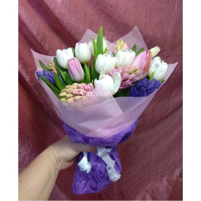 Букет &laquo;Тюльпаны и гиацинты&raquo;