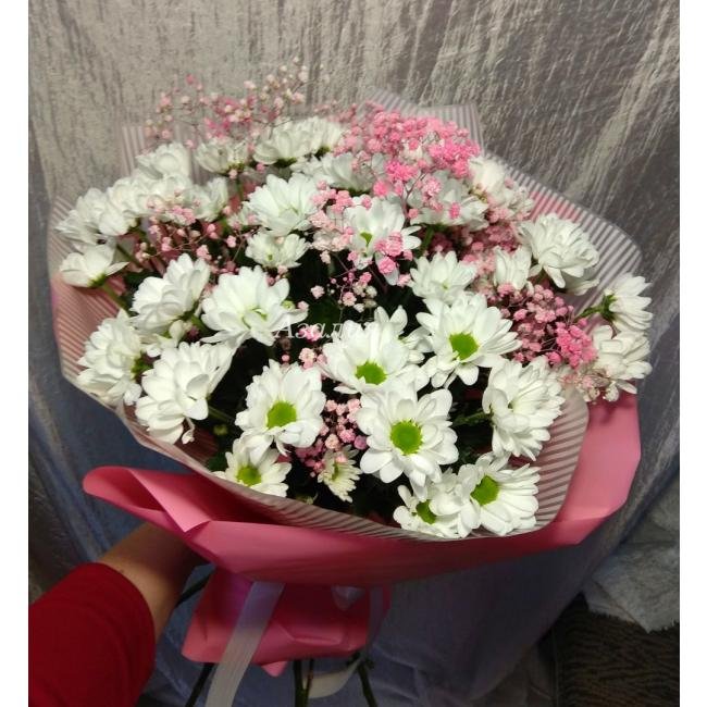 Сборный букет &laquo;Лёгкий румянец&raquo;