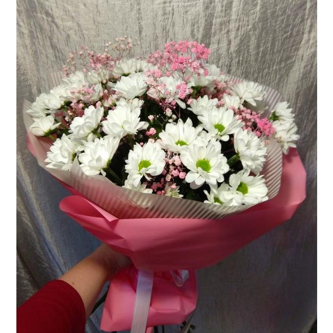 Сборный букет &laquo;Лёгкий румянец&raquo;