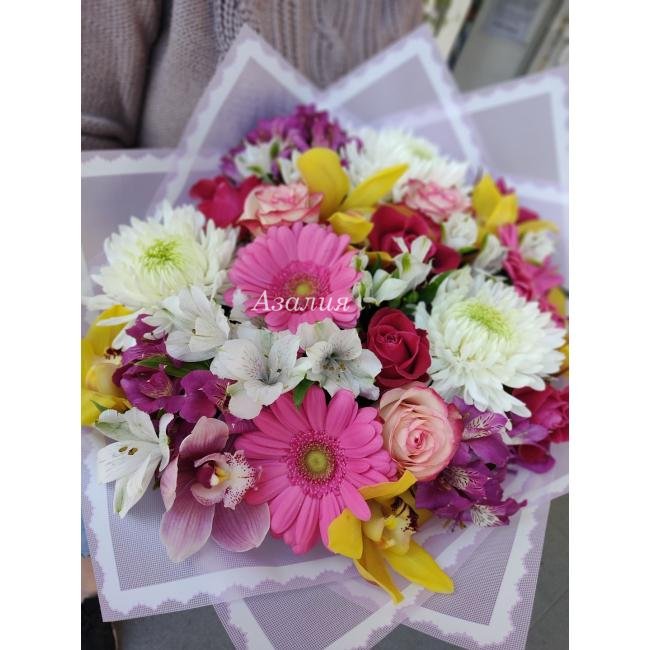 Сборный букет &laquo;Кварталлум&raquo;