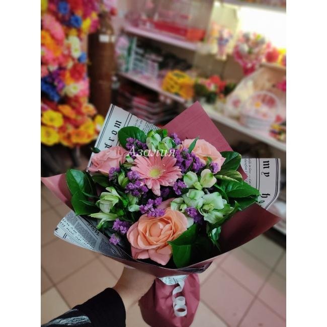 Сборный букет &laquo;Коралловый восторг&raquo;