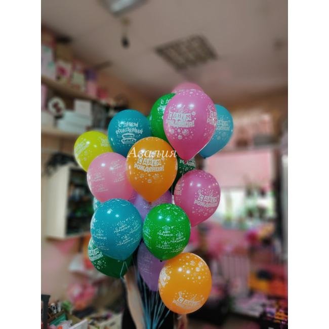 Фонтан из 19 шаров с днём рождения