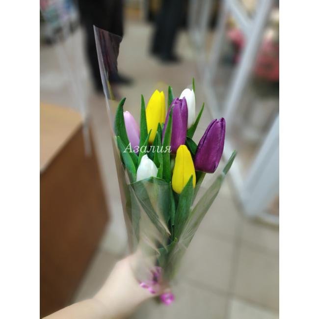 Весенний поцелуй